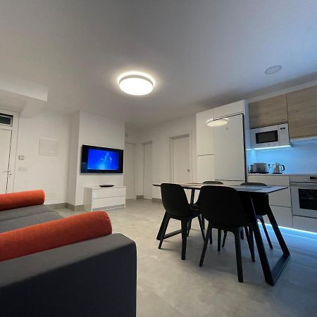 Izaro Apartamento Atico De Lujo Cerca De Playa Dorada Playa Blanca Dış mekan fotoğraf