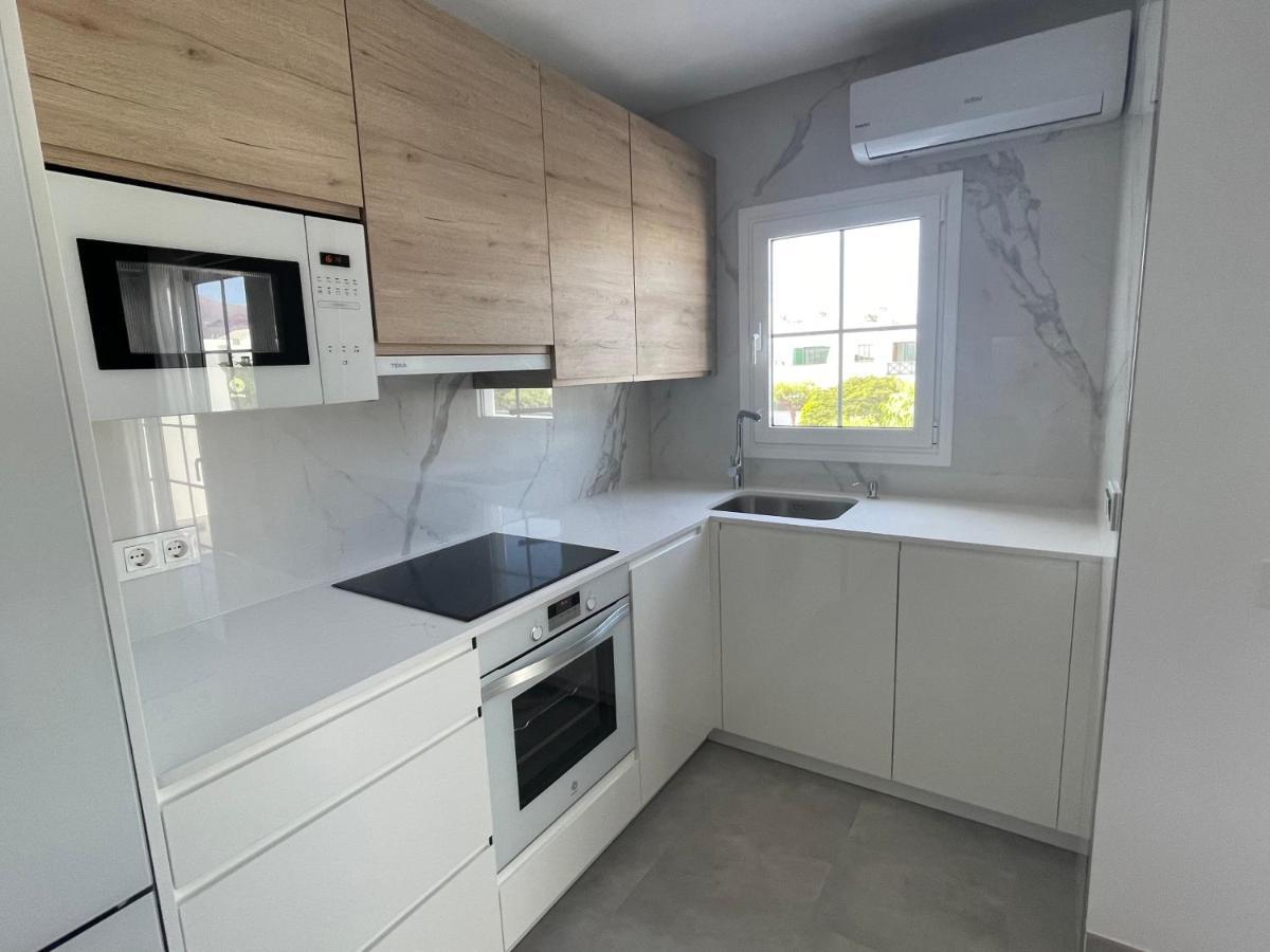 Izaro Apartamento Atico De Lujo Cerca De Playa Dorada Playa Blanca Dış mekan fotoğraf