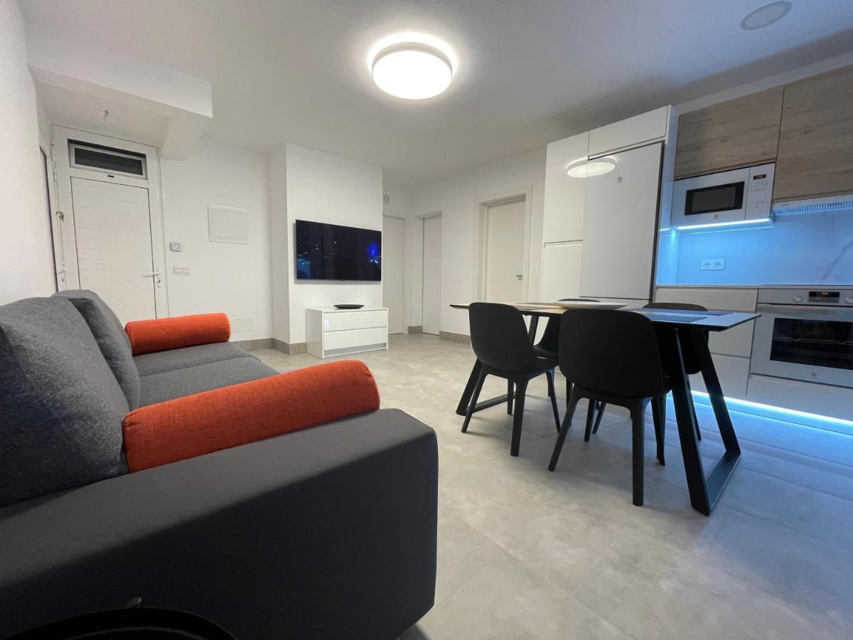 Izaro Apartamento Atico De Lujo Cerca De Playa Dorada Playa Blanca Dış mekan fotoğraf