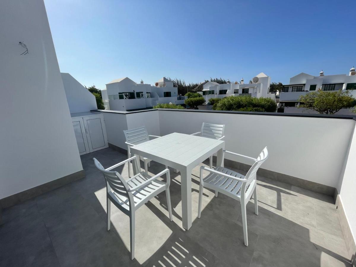 Izaro Apartamento Atico De Lujo Cerca De Playa Dorada Playa Blanca Dış mekan fotoğraf