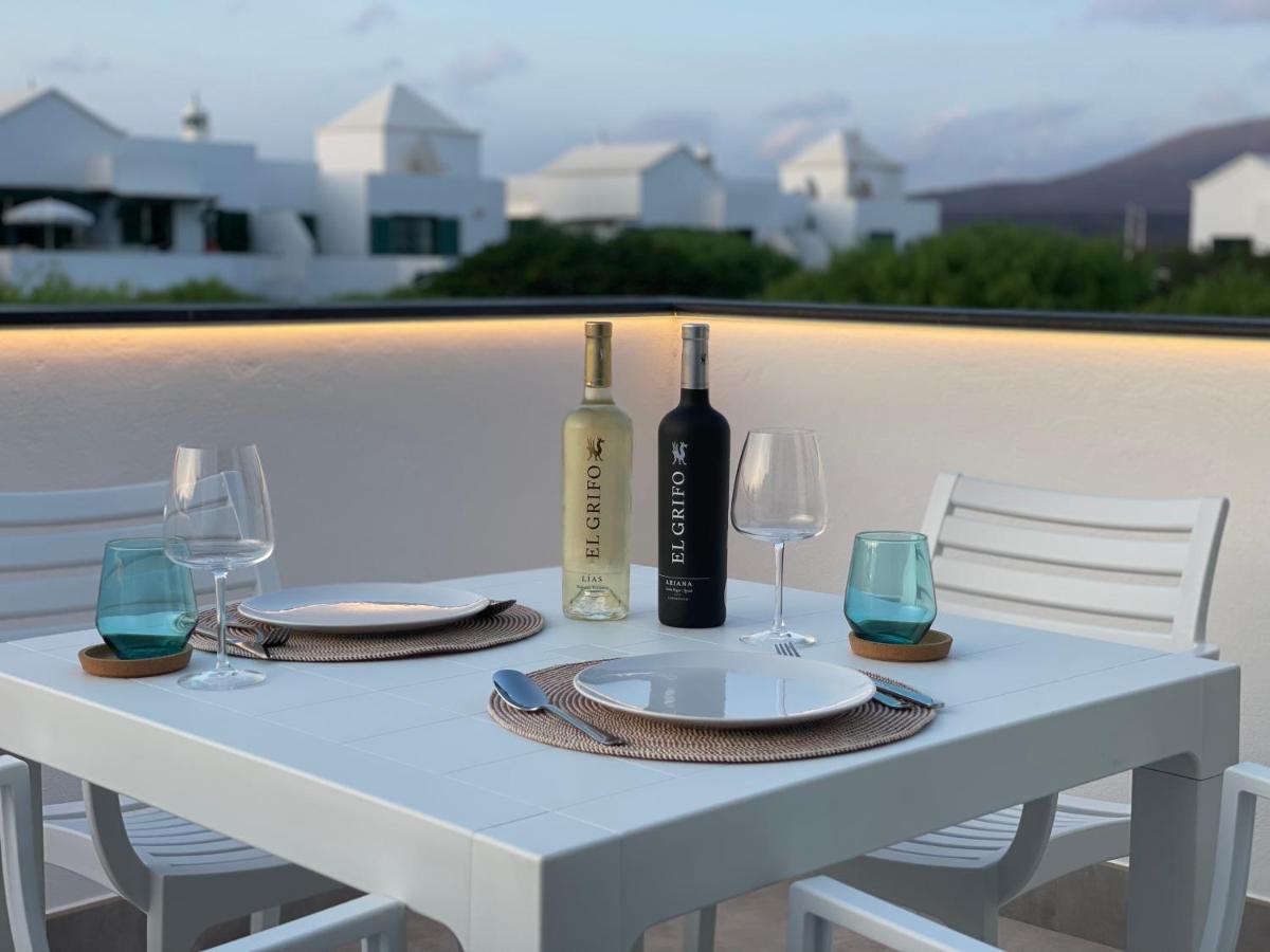 Izaro Apartamento Atico De Lujo Cerca De Playa Dorada Playa Blanca Dış mekan fotoğraf