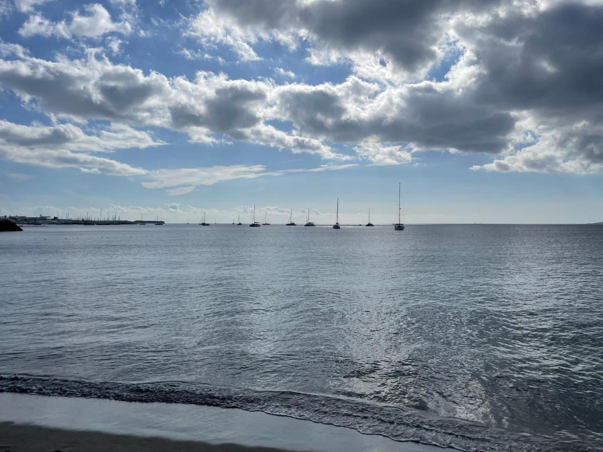 Izaro Apartamento Atico De Lujo Cerca De Playa Dorada Playa Blanca Dış mekan fotoğraf