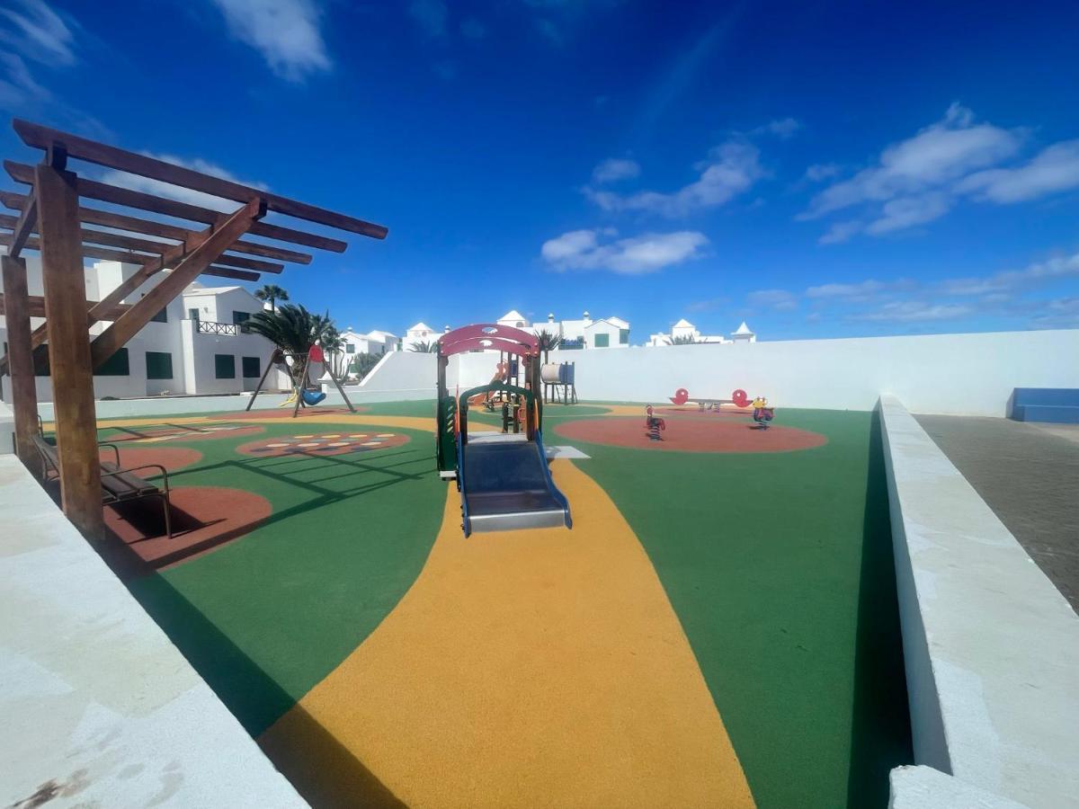 Izaro Apartamento Atico De Lujo Cerca De Playa Dorada Playa Blanca Dış mekan fotoğraf