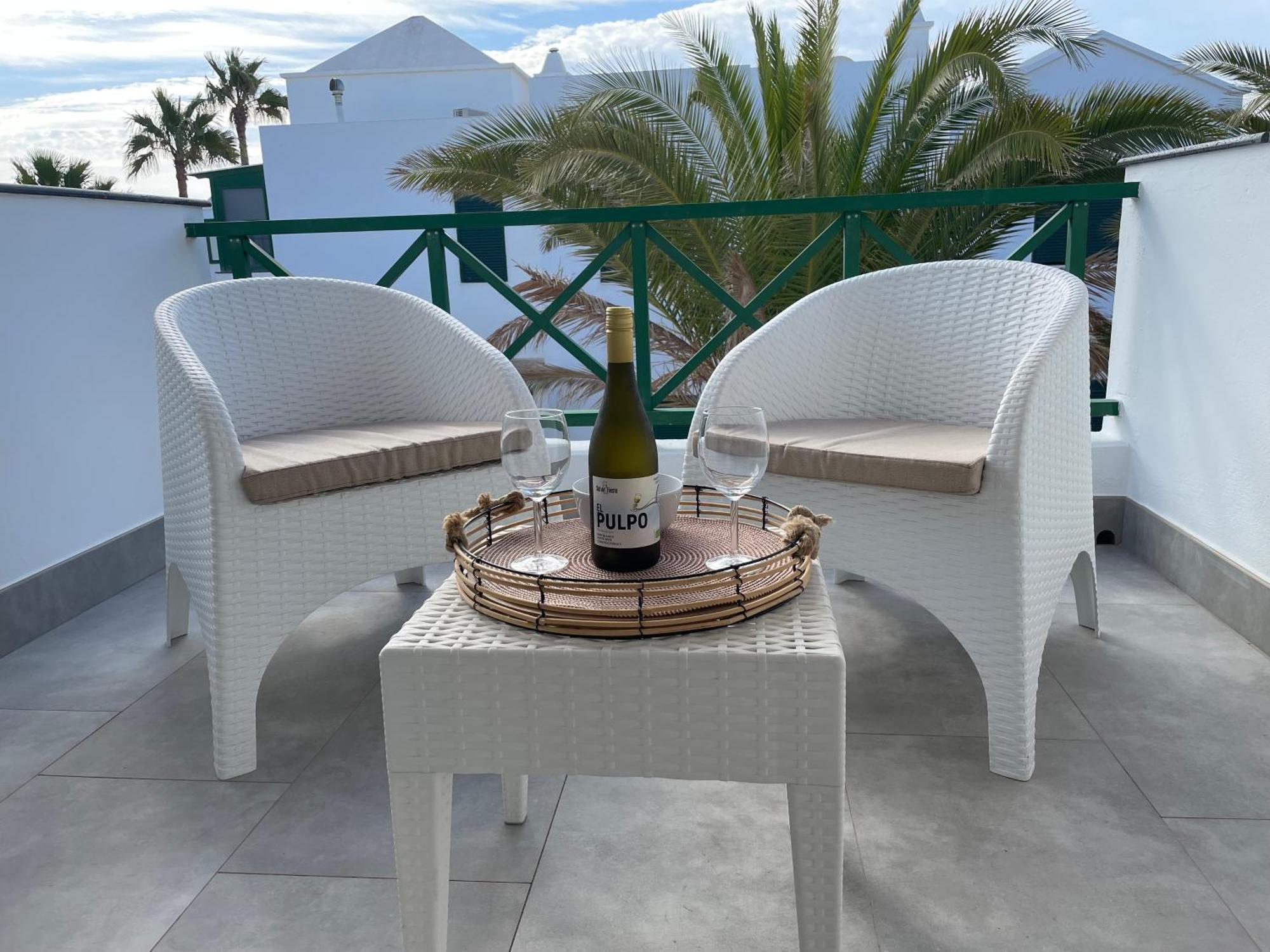 Izaro Apartamento Atico De Lujo Cerca De Playa Dorada Playa Blanca Dış mekan fotoğraf