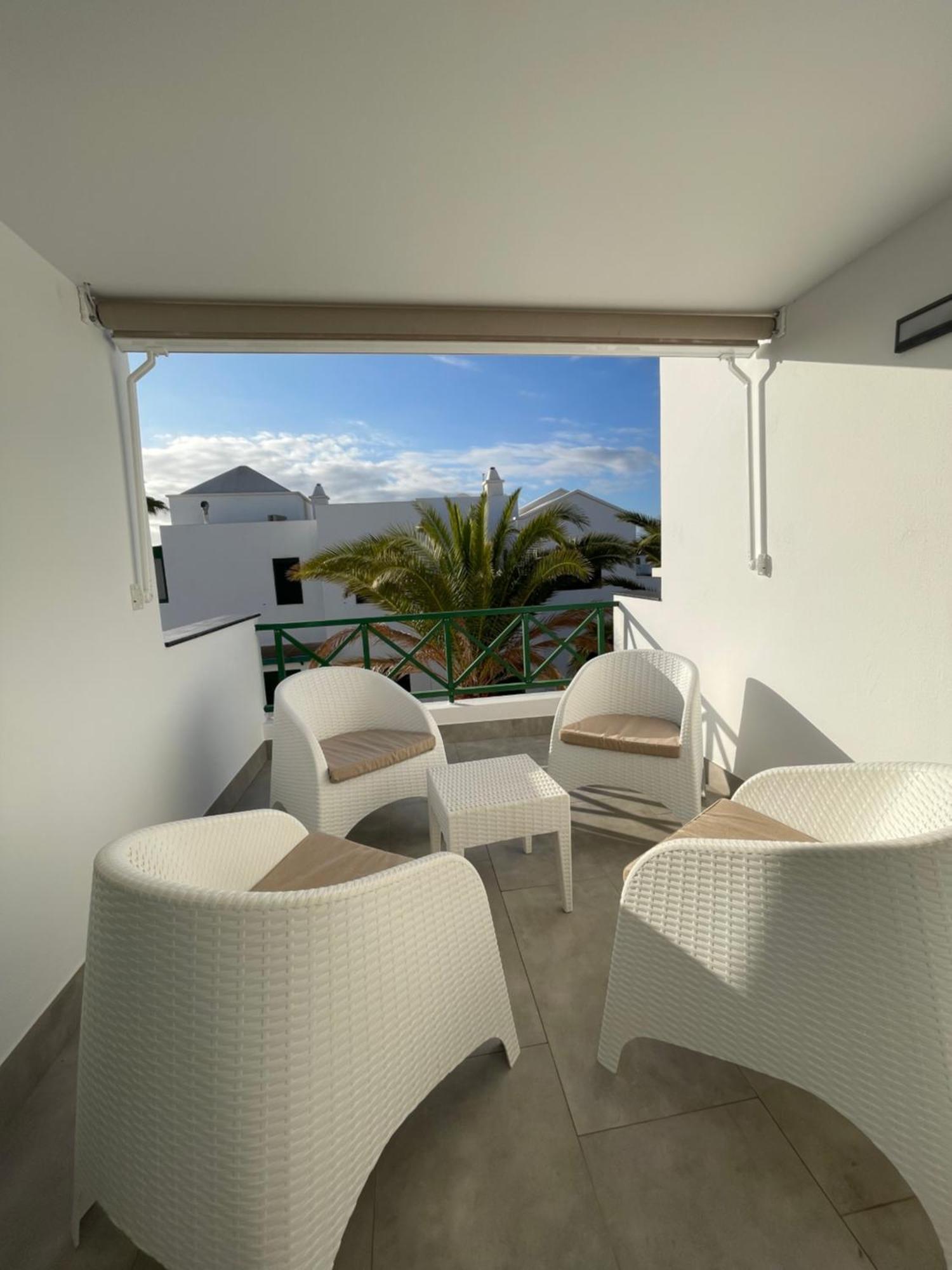 Izaro Apartamento Atico De Lujo Cerca De Playa Dorada Playa Blanca Dış mekan fotoğraf